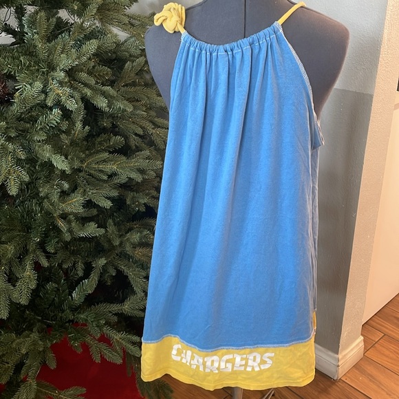 Free Los Angeles Chargers Summer Dress T0 Bundle Of $25 - Picture 2 of 6
